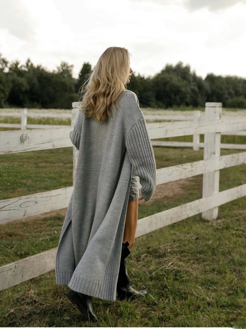 Iwoman brand Women's Long Wool Cardigan size S-Xl